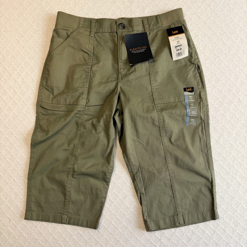 Lee Womens Flex-To-Go Relaxed Fit Mid Rise Skimmer Pants Deep Lichen Green 12M